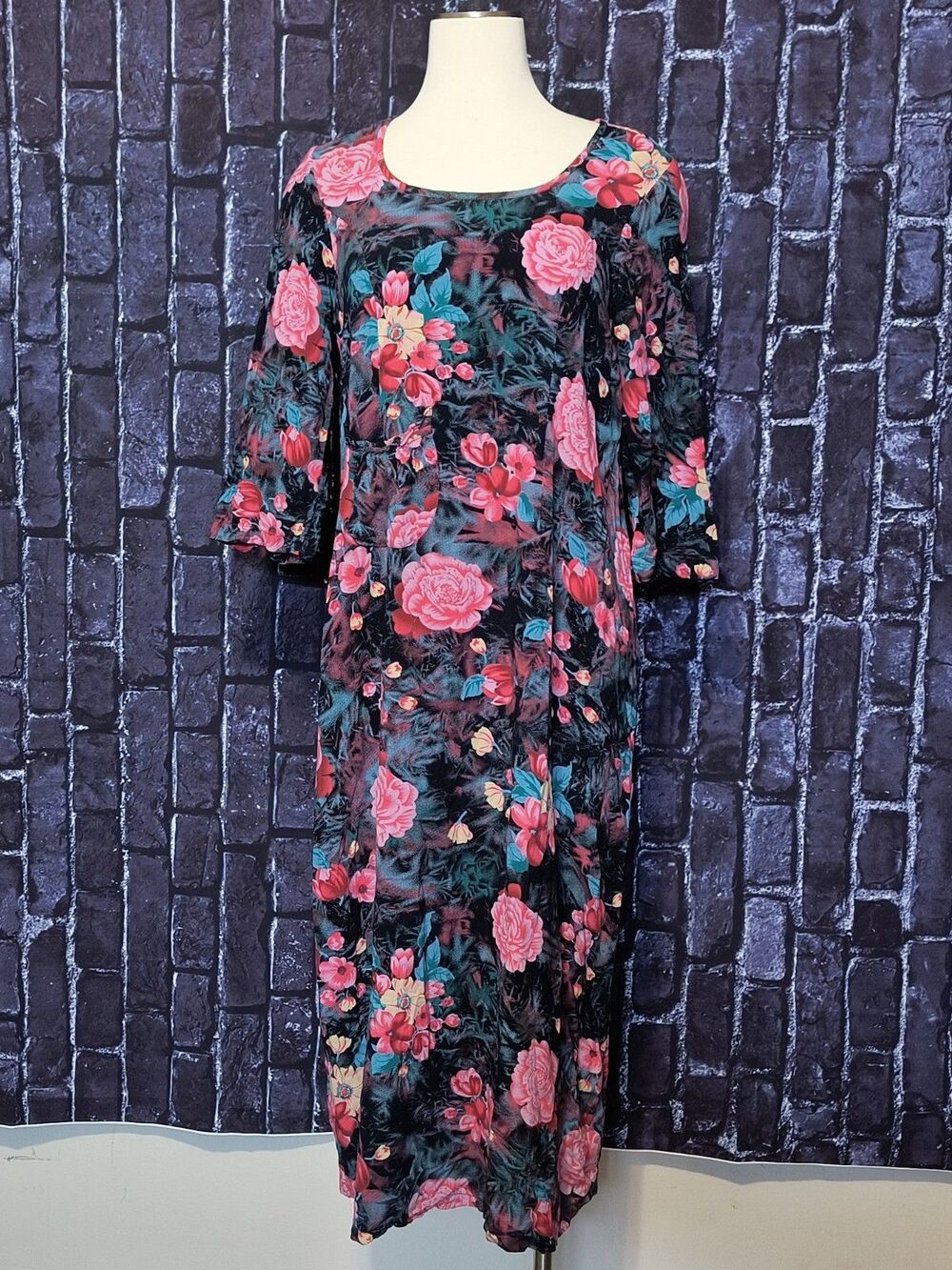 Rare Vintage Floral Midi Dress Multicolor 3/4 Sleeve Scoop Neck Med